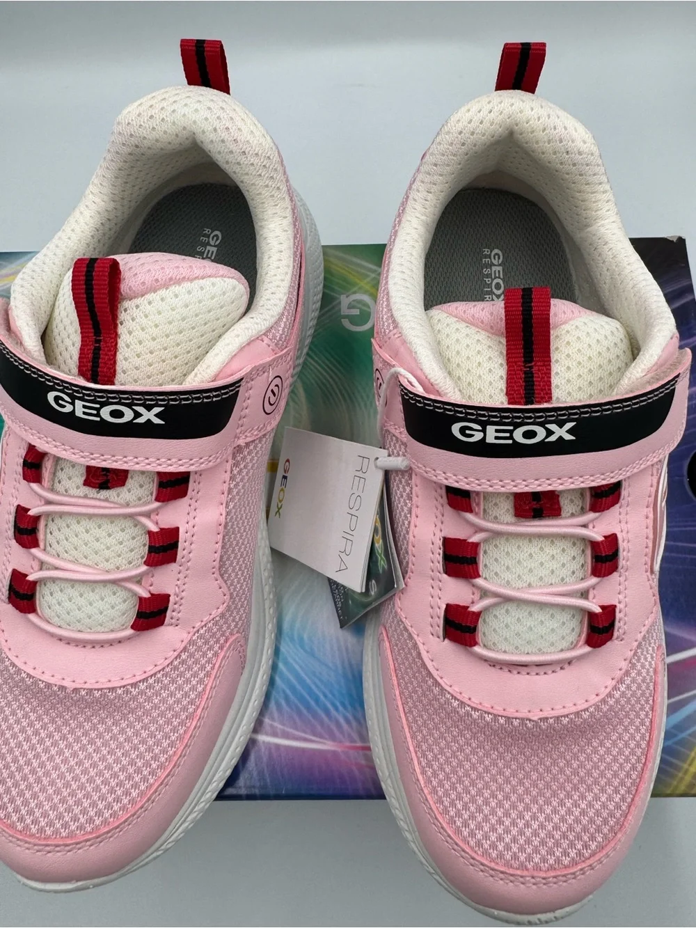 Geox J Sprintye Girl Sneakers Girls 4 US Pink Black NIB J25FWC *no light-up*
